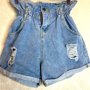 High waisted scrunched shorts